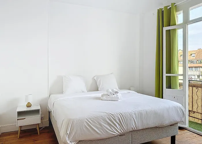 Urban Haven Apartment